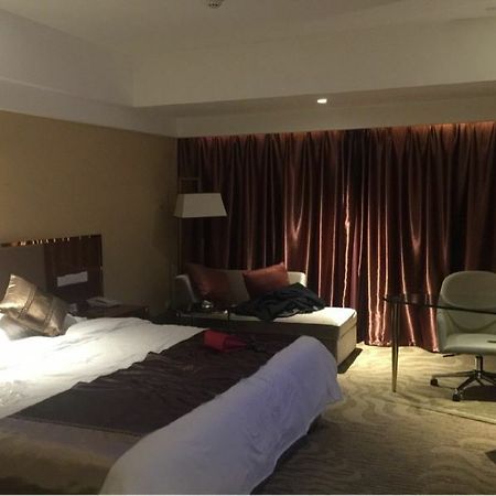 Fuxin Garden Hotel 延安 外观 照片